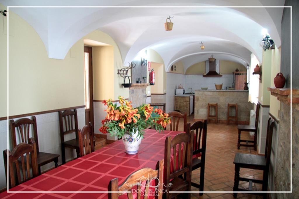 Casa Rural Dona Blanca Santa Cruz de la Sierra Exterior photo